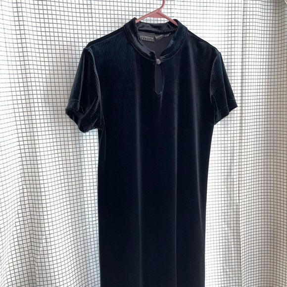 90s Liz Claiborne Dresses Black Ribbed Velour Dress Large - Picture 8 of 13